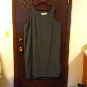 Vintage Kathy Lee Woman checked dark gray shift dress. Maxi length. 24W